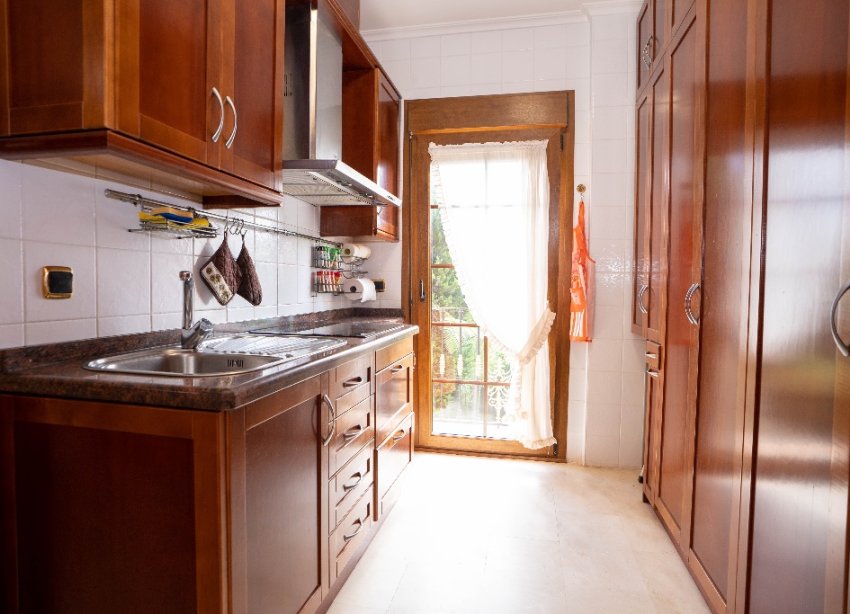 Resale - Villa - Orihuela Costa - Campoamor