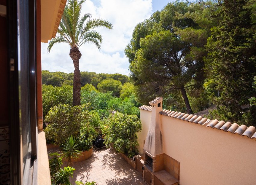 Resale - Villa - Orihuela Costa - Campoamor