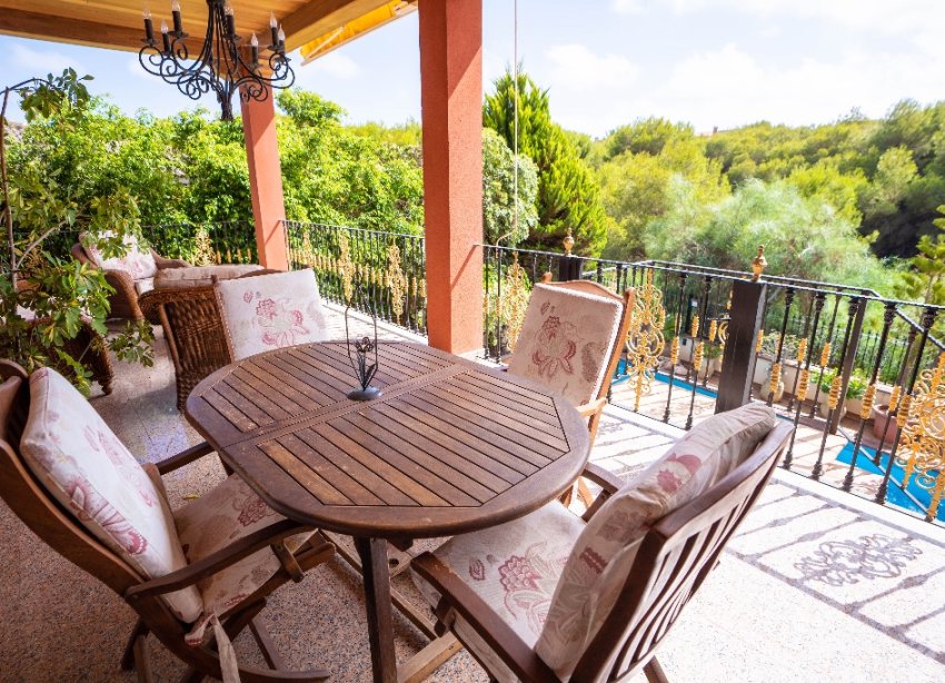 Resale - Villa - Orihuela Costa - Campoamor