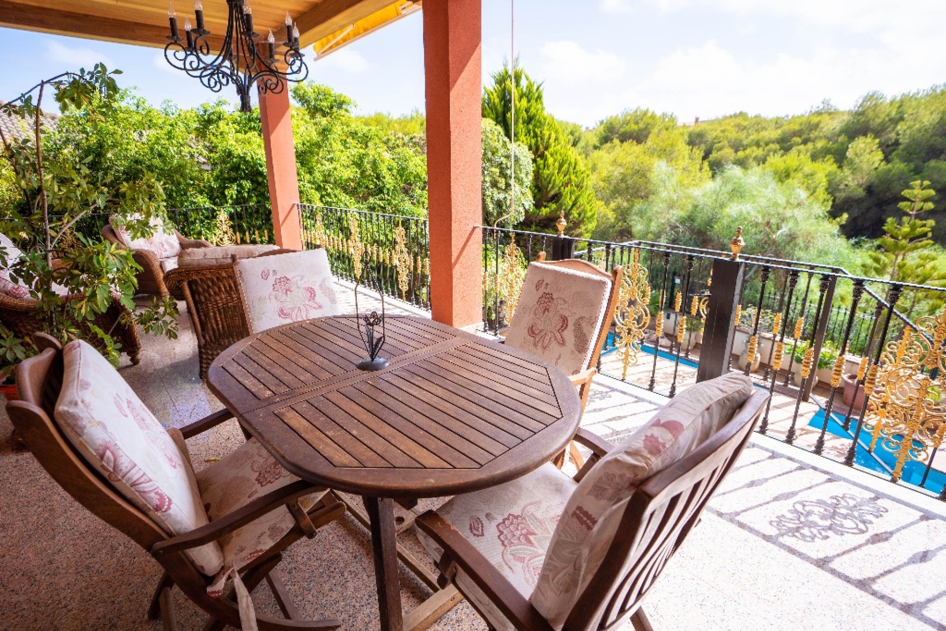 Resale - Villa - Orihuela Costa - Campoamor