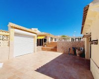 Resale - Villa - Orihuela Costa - Campoamor