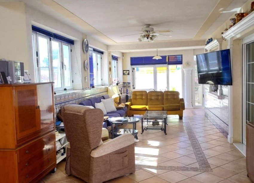 Resale - Villa - Orihuela Costa - Campoamor