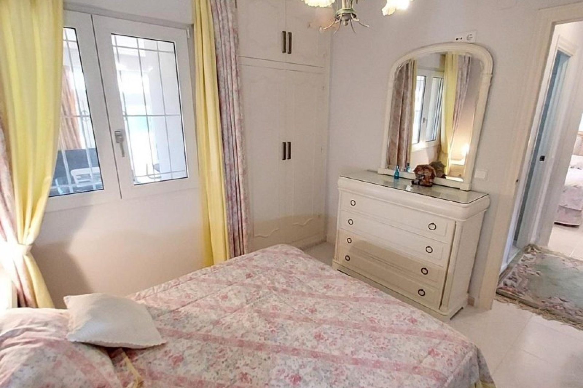 Resale - Villa - Orihuela Costa - Campoamor