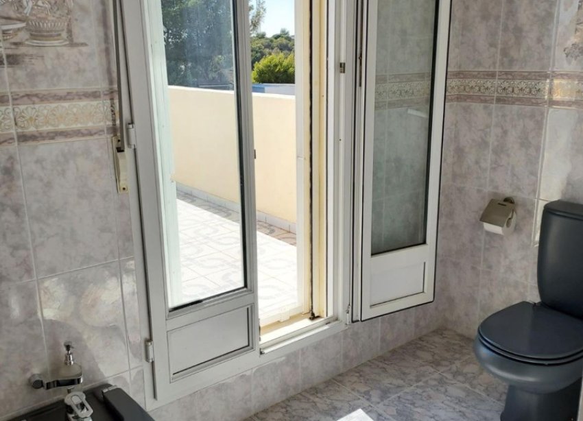 Resale - Villa - Orihuela Costa - Campoamor