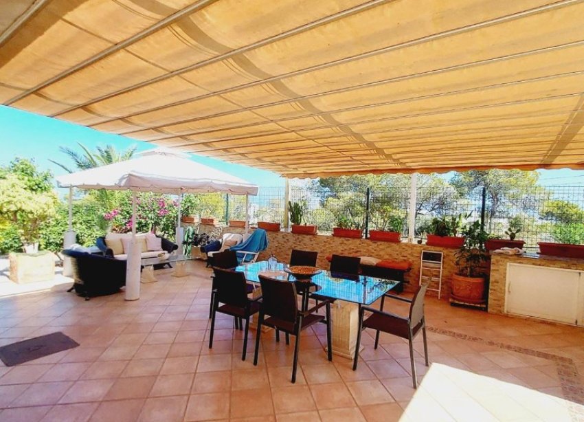 Resale - Villa - Orihuela Costa - Campoamor