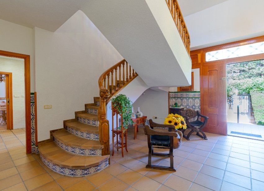 Resale - Villa - Orihuela Costa - Campoamor