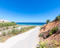 Resale - Villa - Orihuela Costa - Campoamor