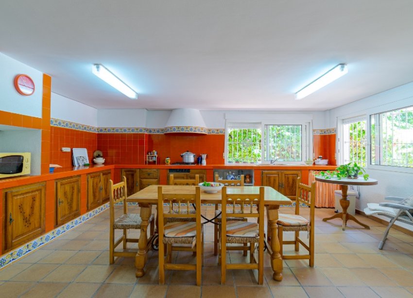 Resale - Villa - Orihuela Costa - Campoamor