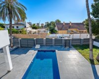 Resale - Villa - Orihuela Costa - Campoamor