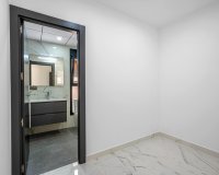 Resale - Villa - Orihuela Costa - Campoamor