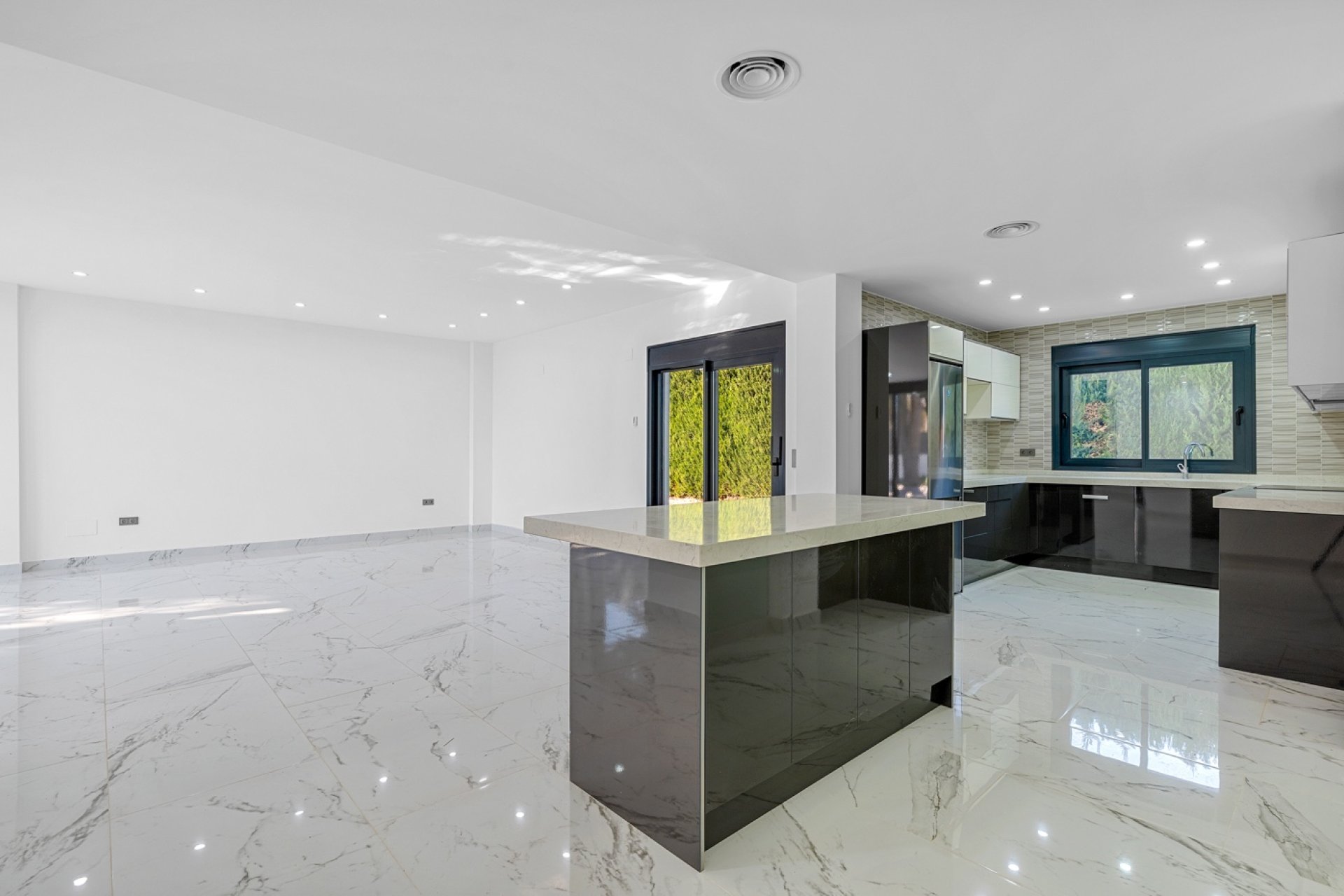 Resale - Villa - Orihuela Costa - Campoamor