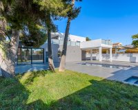 Resale - Villa - Orihuela Costa - Campoamor
