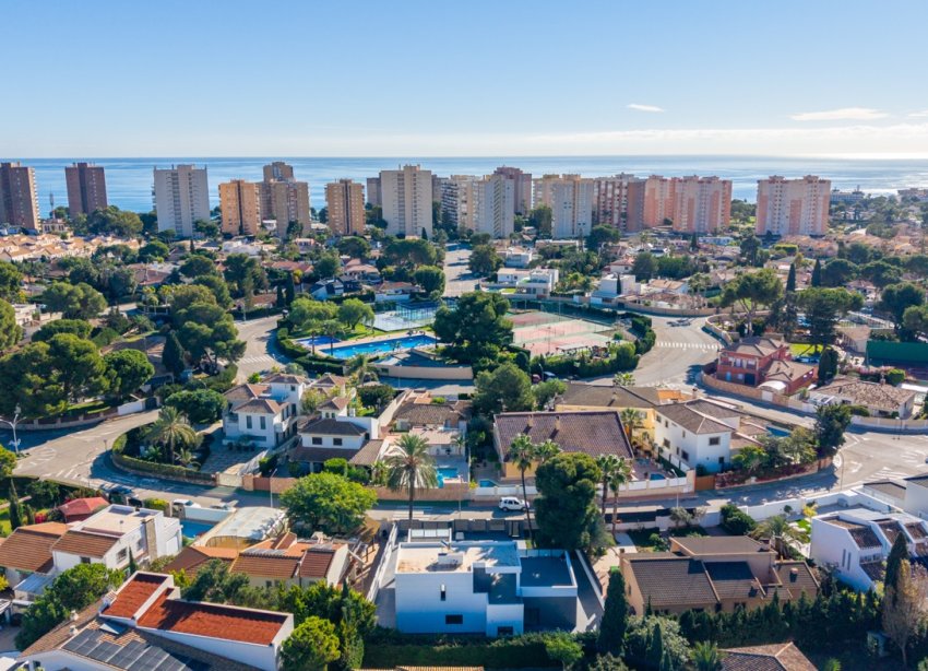 Resale - Villa - Orihuela Costa - Campoamor