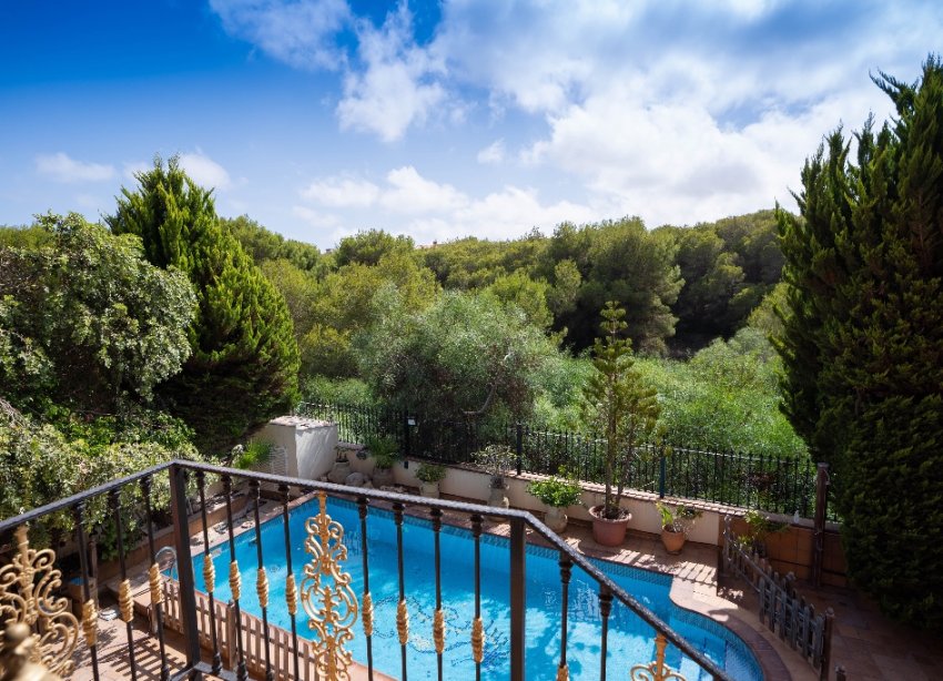 Resale - Villa - Orihuela Costa - Campoamor