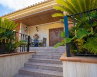 Resale - Villa - Orihuela Costa - Campoamor