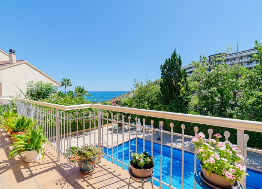 Resale - Villa - Orihuela Costa - Campoamor