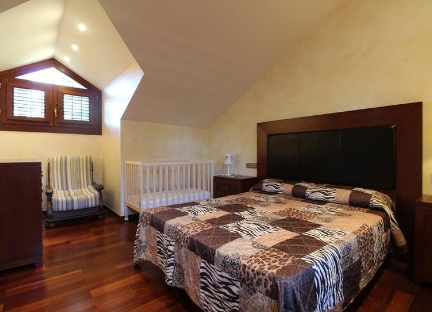 Resale - Villa - Orihuela Costa - Campoamor