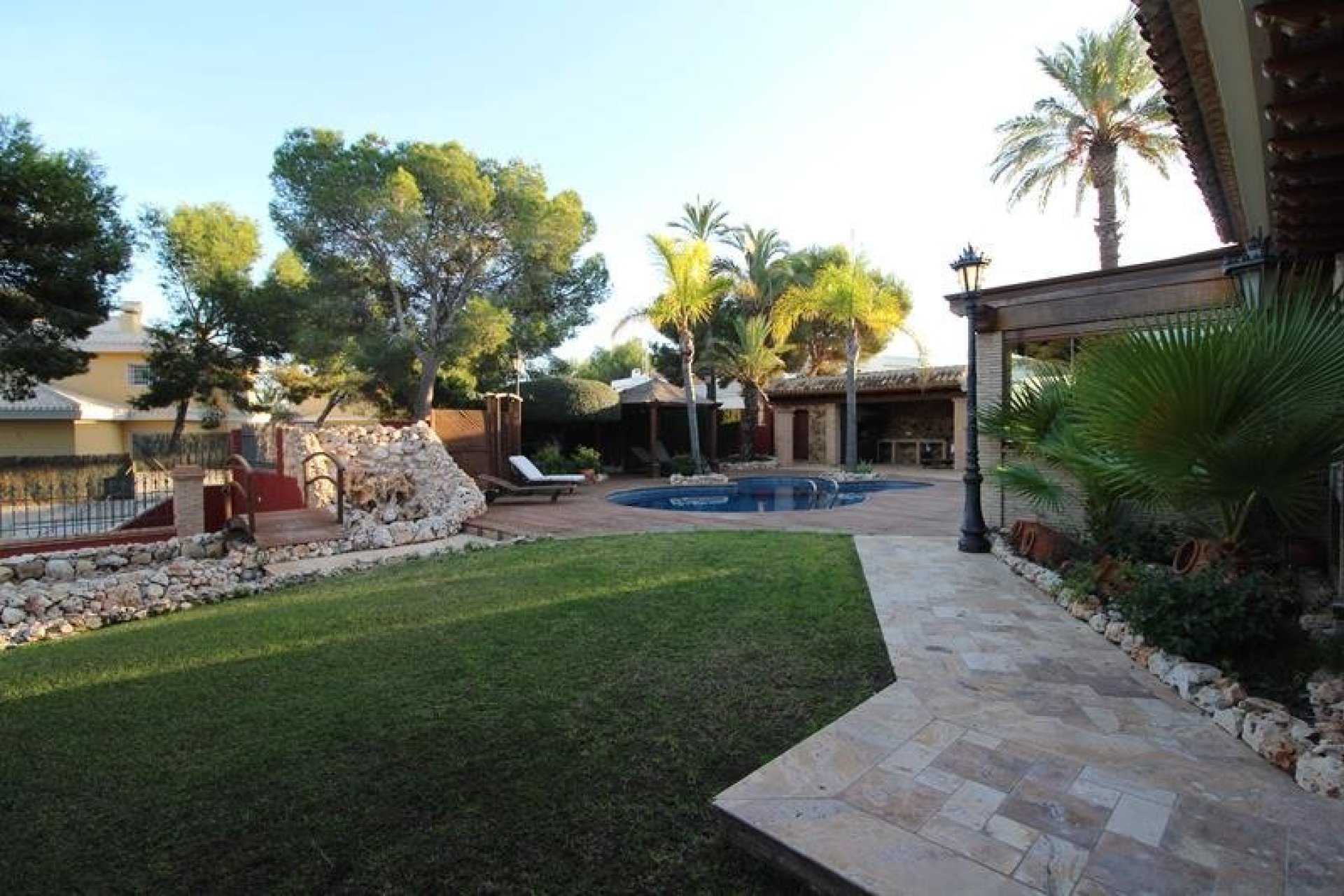 Resale - Villa - Orihuela Costa - Campoamor