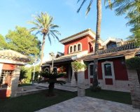 Resale - Villa - Orihuela Costa - Campoamor