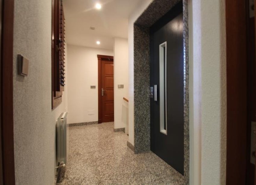 Resale - Villa - Orihuela Costa - Campoamor