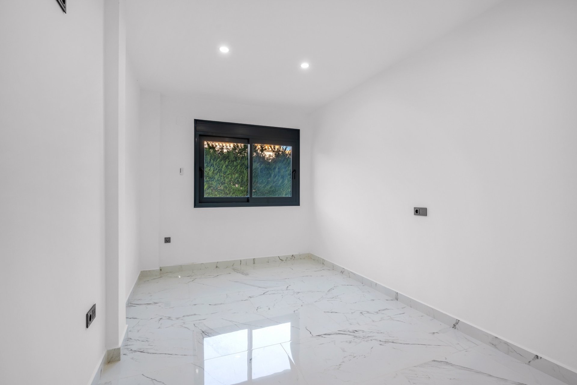 Resale - Villa - Orihuela Costa - Campoamor