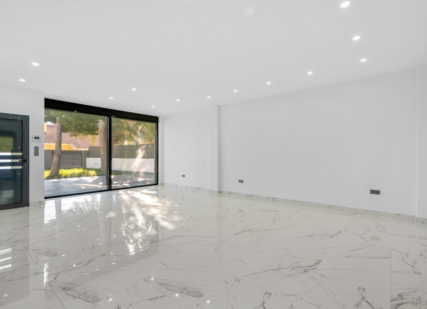 Resale - Villa - Orihuela Costa - Campoamor