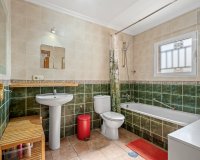 Resale - Villa - Orihuela Costa - Castillo de Don Juan