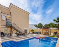 Resale - Villa - Orihuela Costa - Castillo de Don Juan