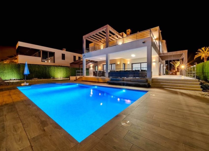 Resale - Villa - Orihuela Costa - Costa blanca