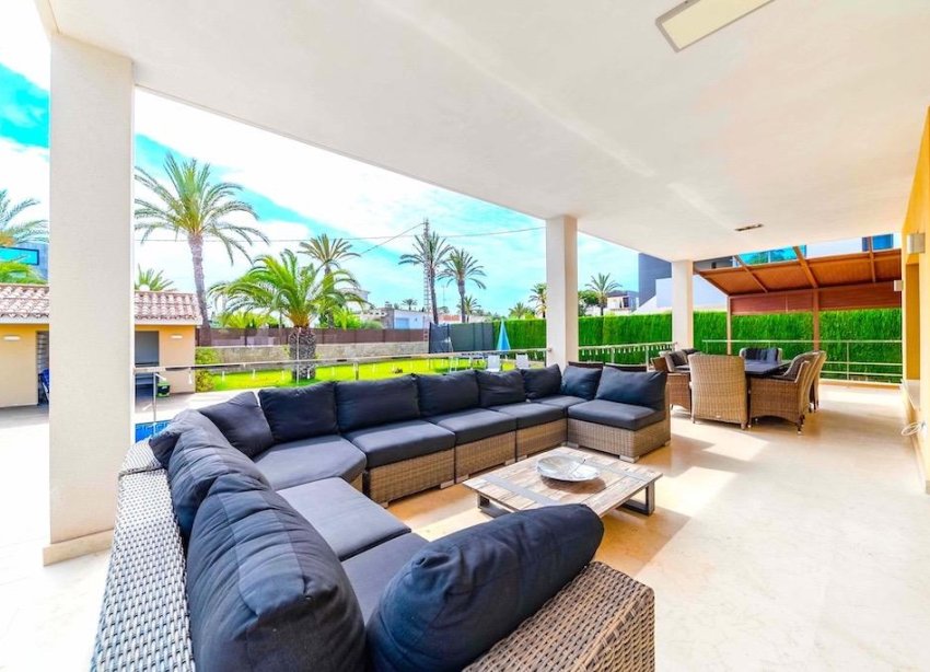 Resale - Villa - Orihuela Costa - Costa blanca