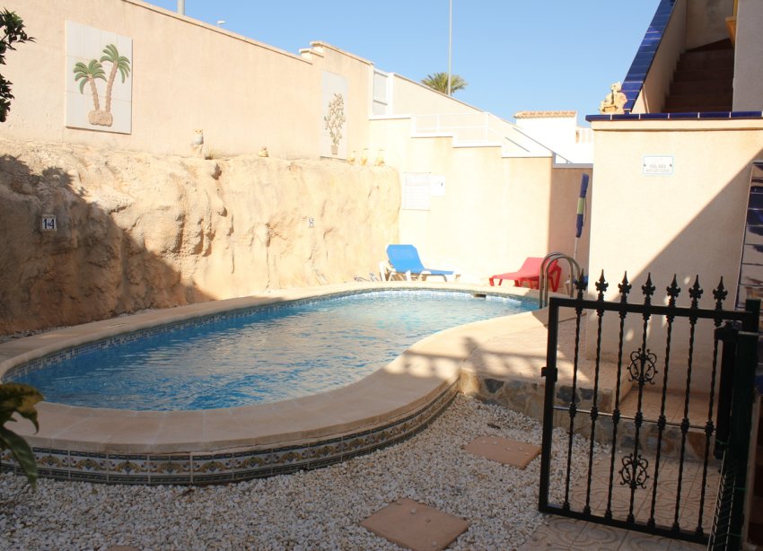 Resale - Villa - Orihuela Costa - Costa Blanca