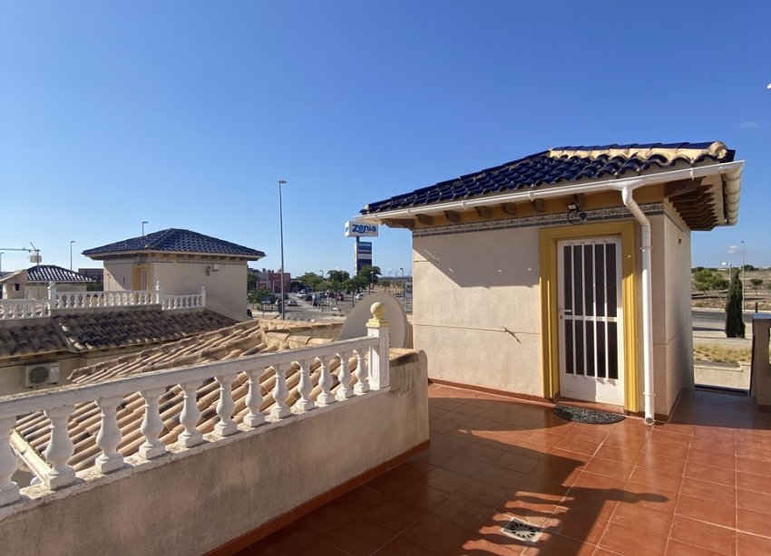 Resale - Villa - Orihuela Costa - Costa Blanca