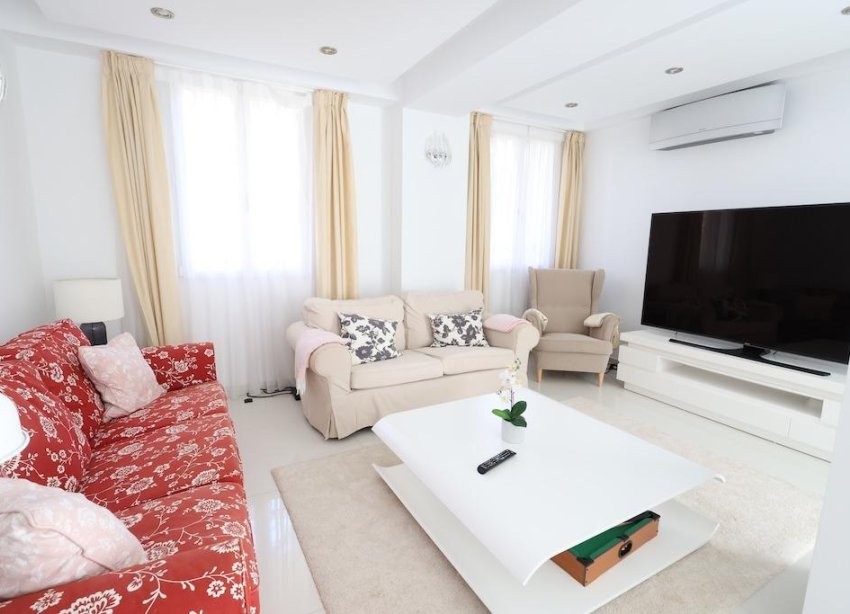 Resale - Villa - Orihuela Costa - Costa blanca