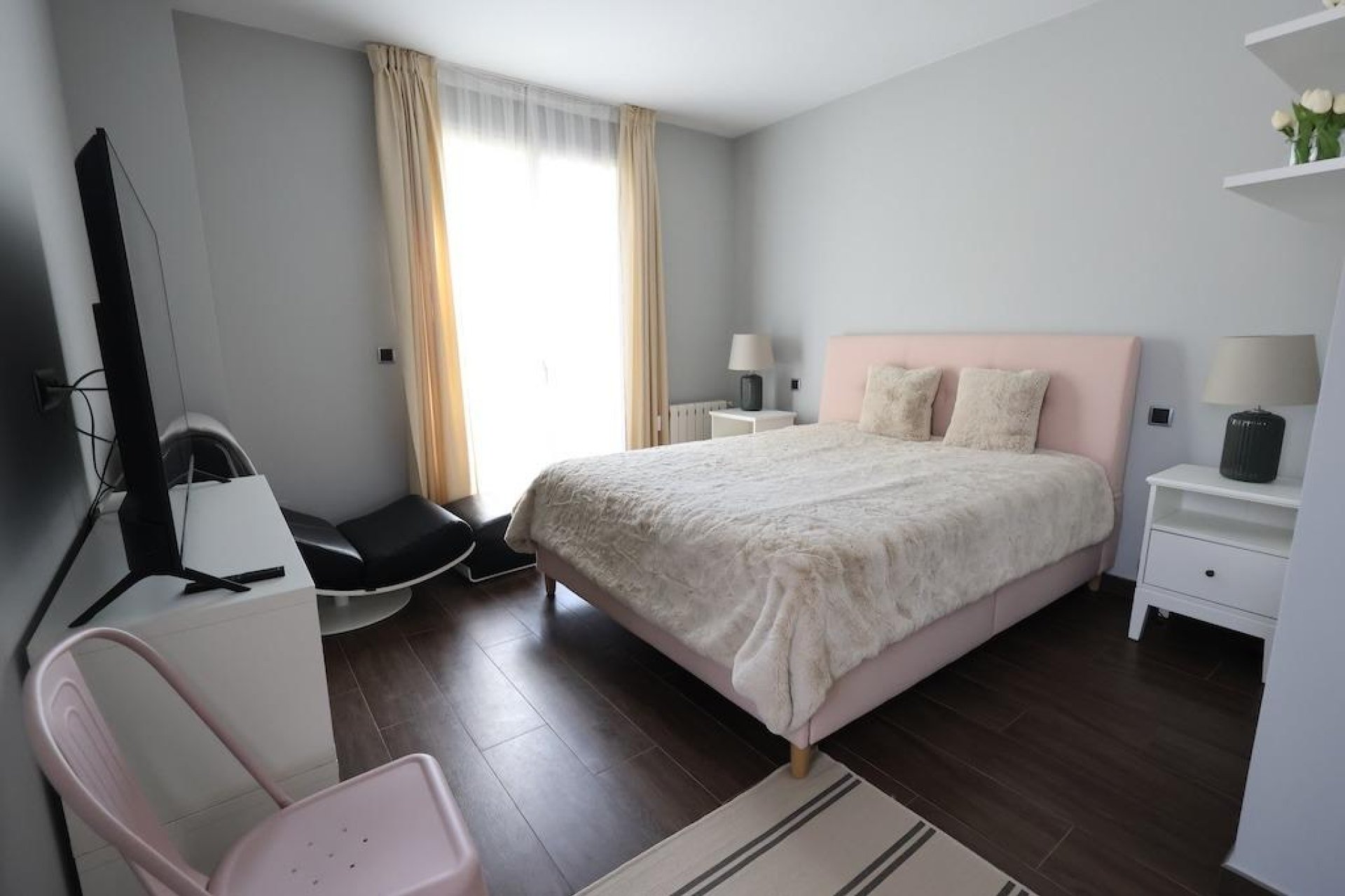 Resale - Villa - Orihuela Costa - Costa blanca