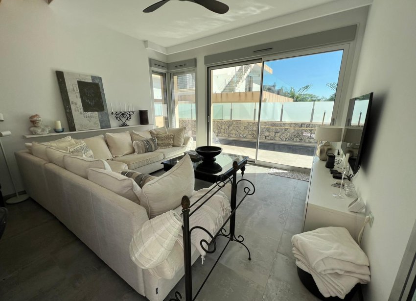 Resale - Villa - Orihuela Costa - Costa Blanca