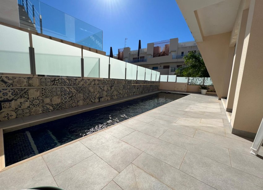 Resale - Villa - Orihuela Costa - Costa Blanca