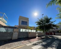 Resale - Villa - Orihuela Costa - Costa Blanca