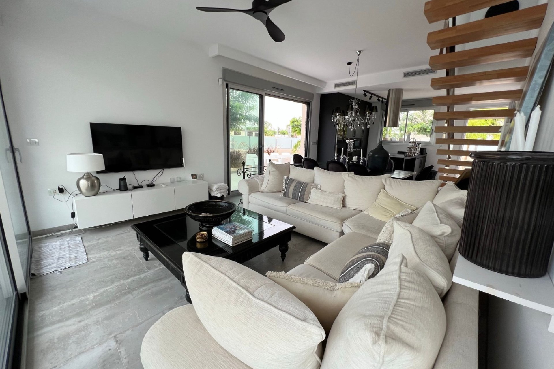 Resale - Villa - Orihuela Costa - Costa Blanca