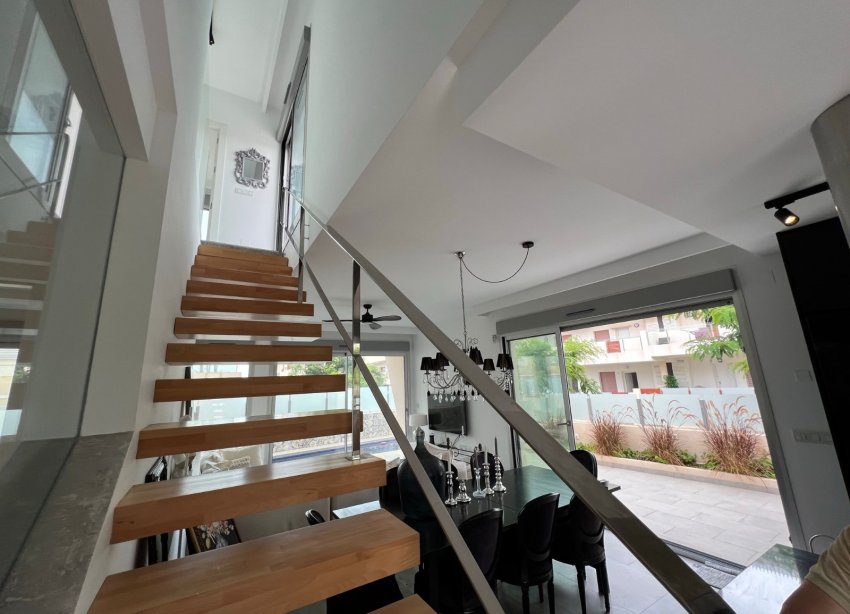 Resale - Villa - Orihuela Costa - Costa Blanca