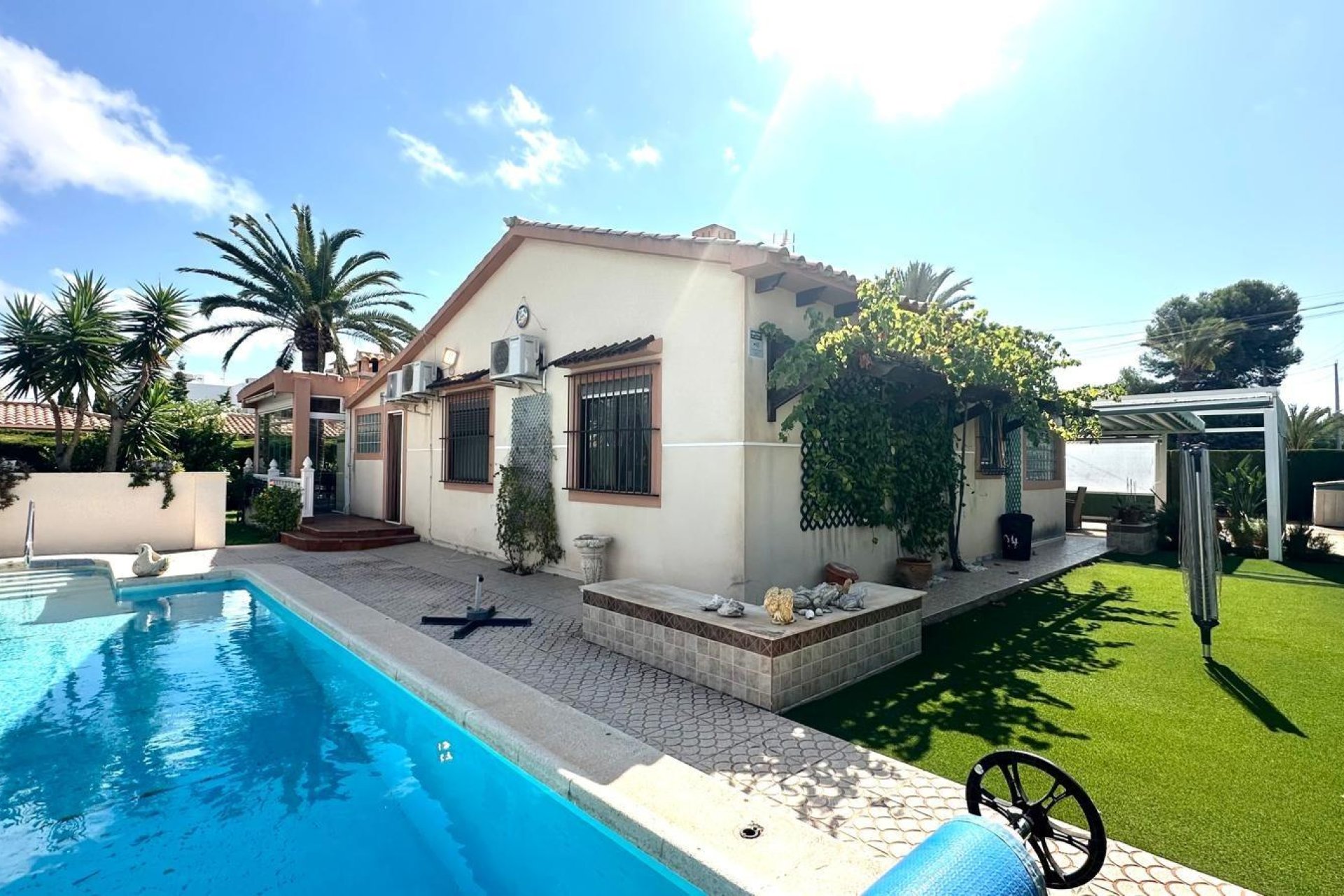 Resale - Villa - Orihuela Costa - Costa blanca