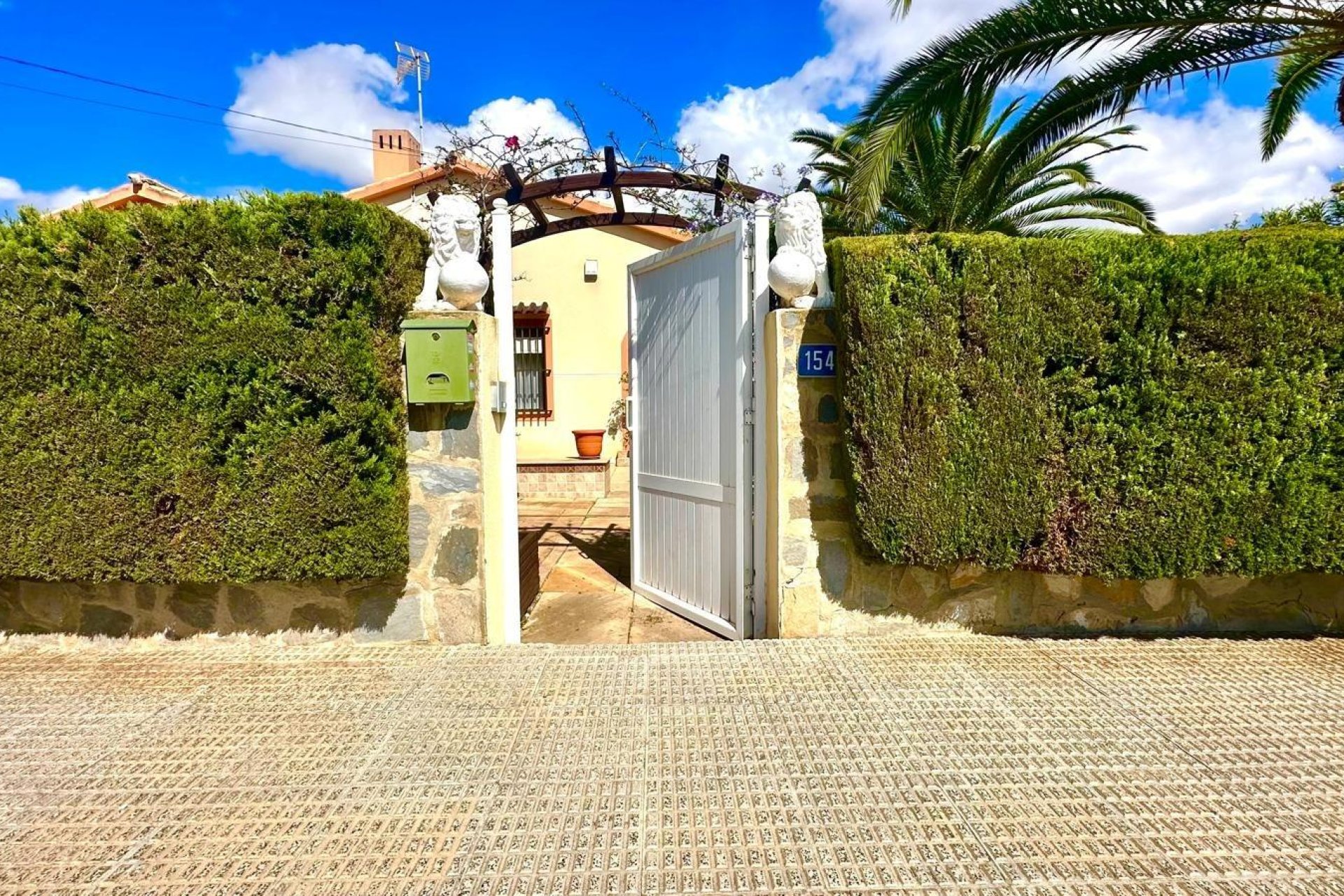 Resale - Villa - Orihuela Costa - Costa blanca