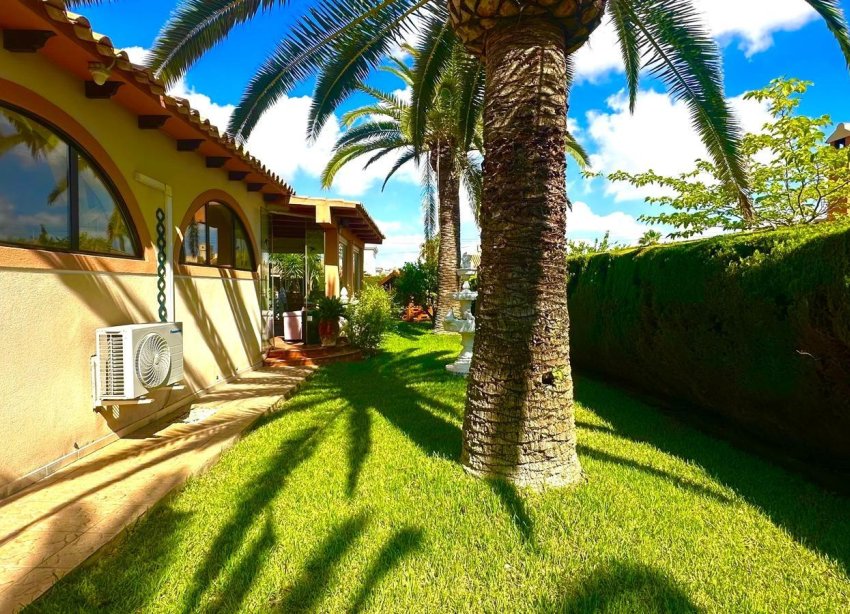 Resale - Villa - Orihuela Costa - Costa blanca