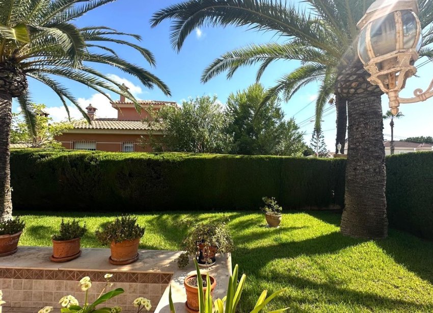 Resale - Villa - Orihuela Costa - Costa blanca