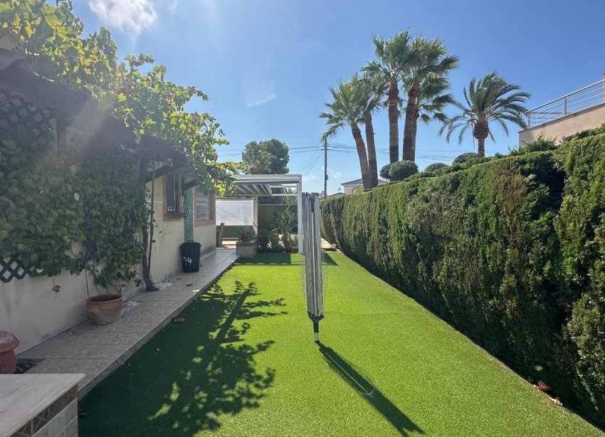 Resale - Villa - Orihuela Costa - Costa blanca