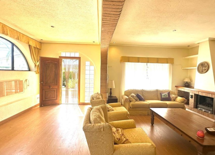 Resale - Villa - Orihuela Costa - Costa blanca