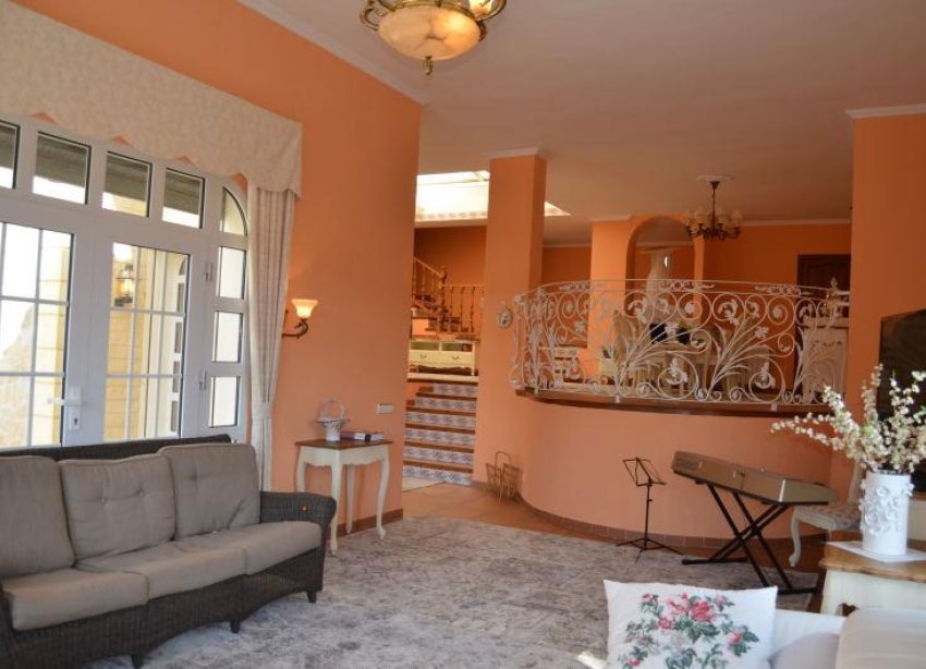 Resale - Villa - Orihuela Costa - Dehesa De Campoamor