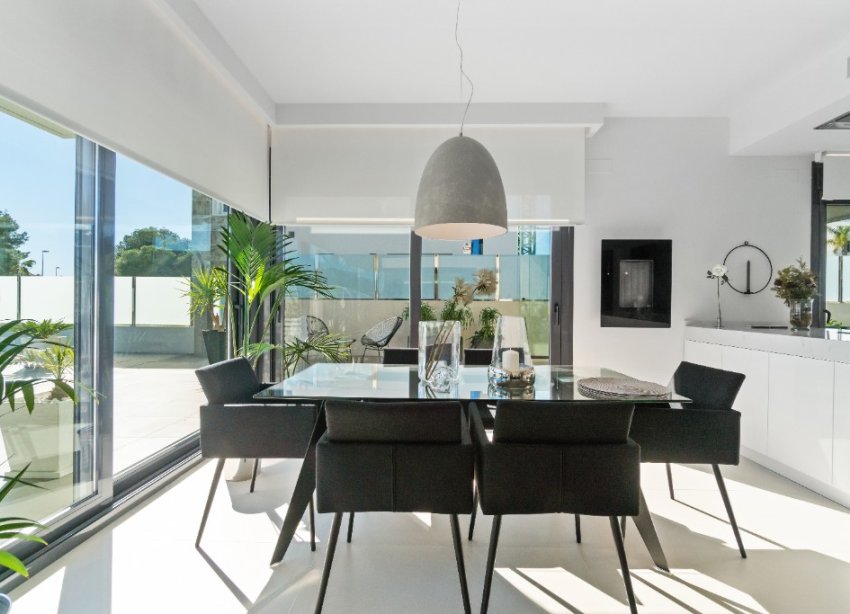 Resale - Villa - Orihuela Costa - Dehesa De Campoamor