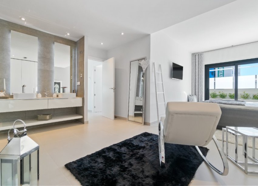 Resale - Villa - Orihuela Costa - Dehesa De Campoamor