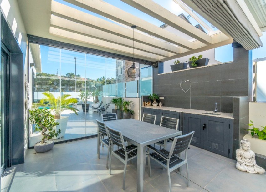 Resale - Villa - Orihuela Costa - Dehesa De Campoamor