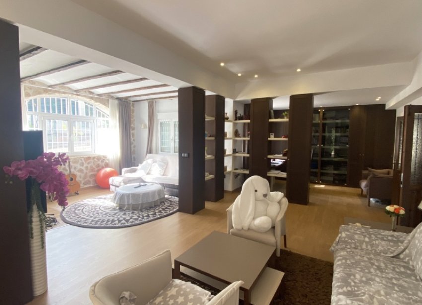 Resale - Villa - Orihuela Costa - Dehesa De Campoamor